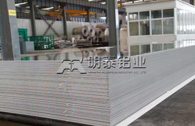 镜面铝板用途广，如何保养镜面铝板？