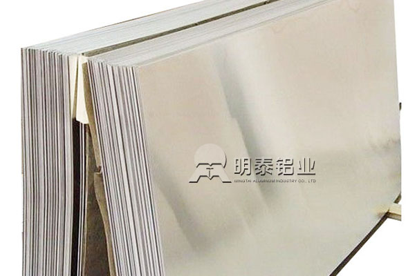 3104铝板生产厂家_饮料罐罐底用3104铝板冲压好，价格低