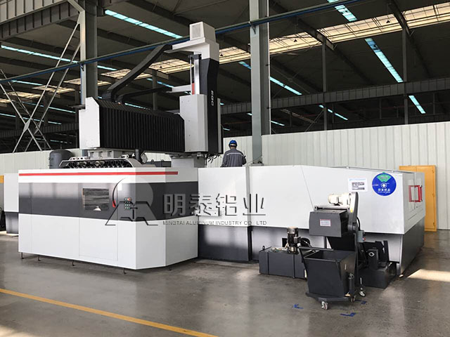 郑州交通新材料设备先进，拿下7956万元合同单